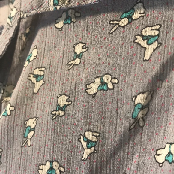 Woman’s gray top w/ bunnies size XXL by Mossimo - Picture 4 of 8